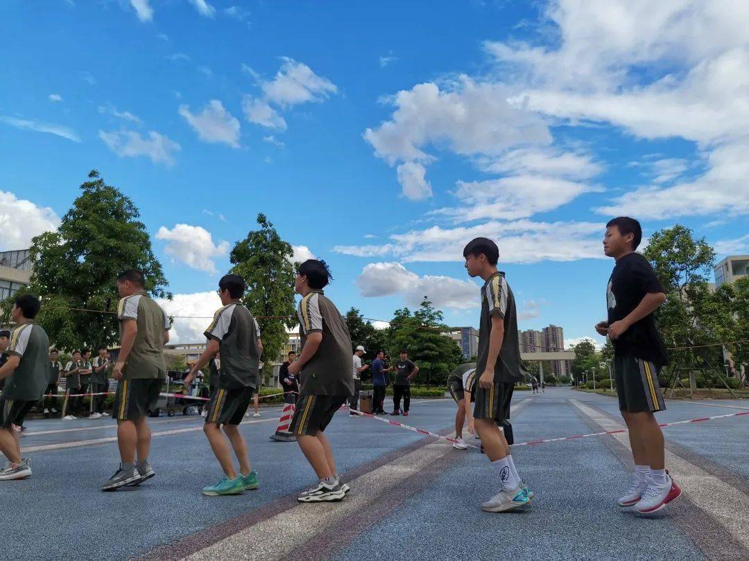 擦燃热情,体育场上的战争始于无声的简单介绍 擦燃热情,体育场上的战争始于无声的简单介绍