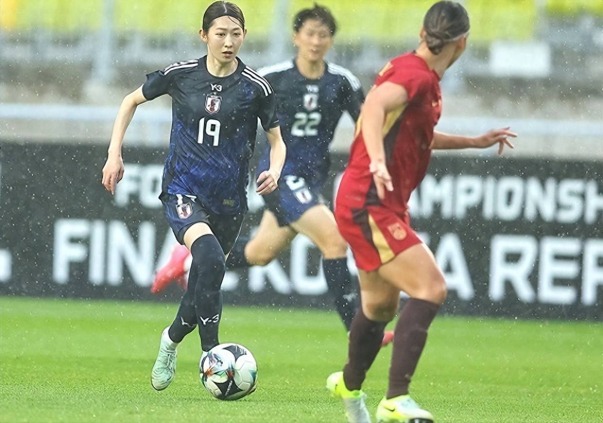 日本女足队员受伤,提前退出比赛 日本女足队员受伤,提前退出比赛