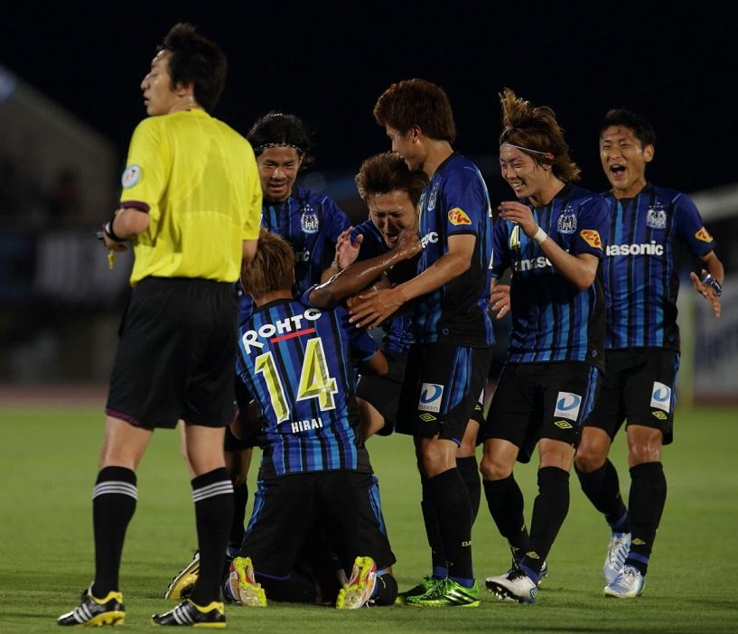 爱游戏app-首尔球队惨败，陷入淘汰困境