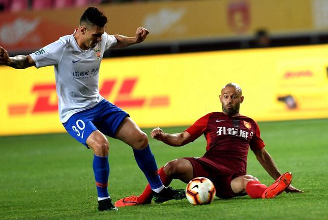 爱游戏下载-包含河北华夏幸福客场不敌鲁能，遭遇失利的词条