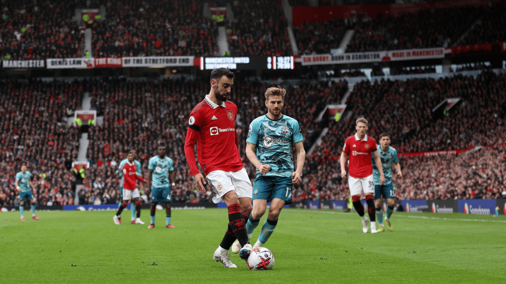 爱游戏网站-曼联主场逼平南安普顿，积分榜稍有下滑