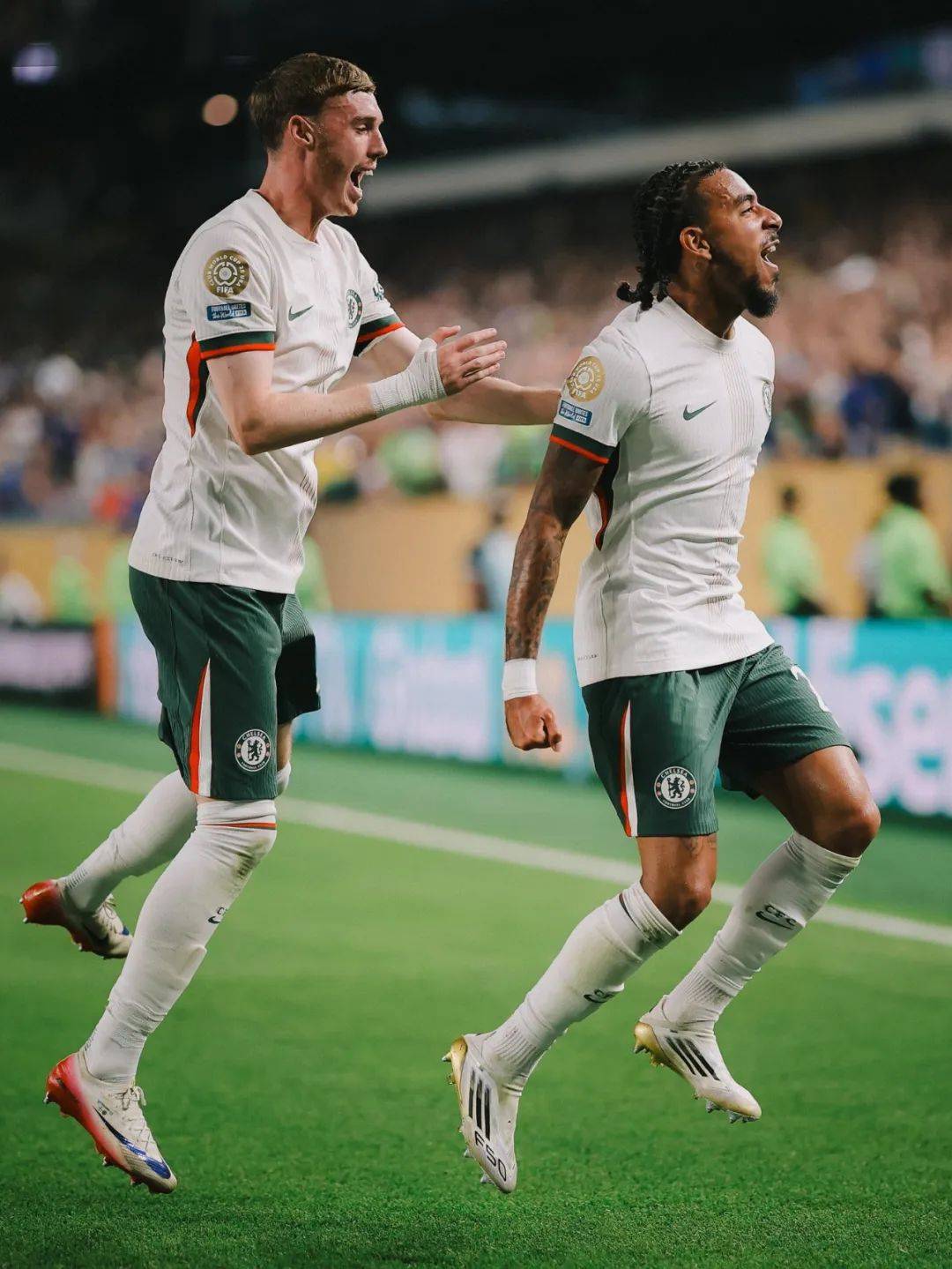 包含帕尔梅拉斯全力备战，豪取联赛胜利的词条